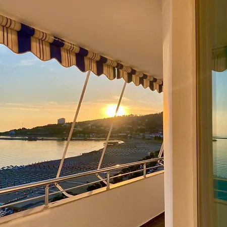 Saint Gin Apartman Shëngjin